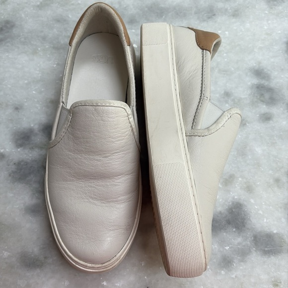 UGG Leather Slip on Sneakers Off White 7.5 Very Good - Picture 6 of 8